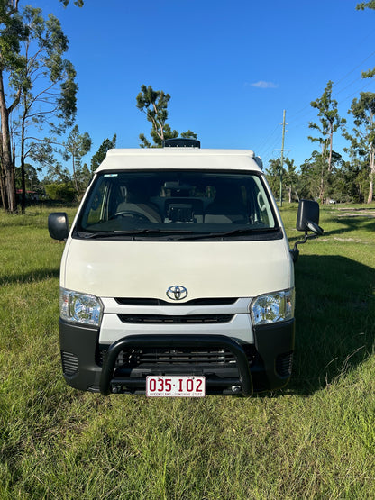 2018 Toyota Hiace 4x4 5 seater Made to order