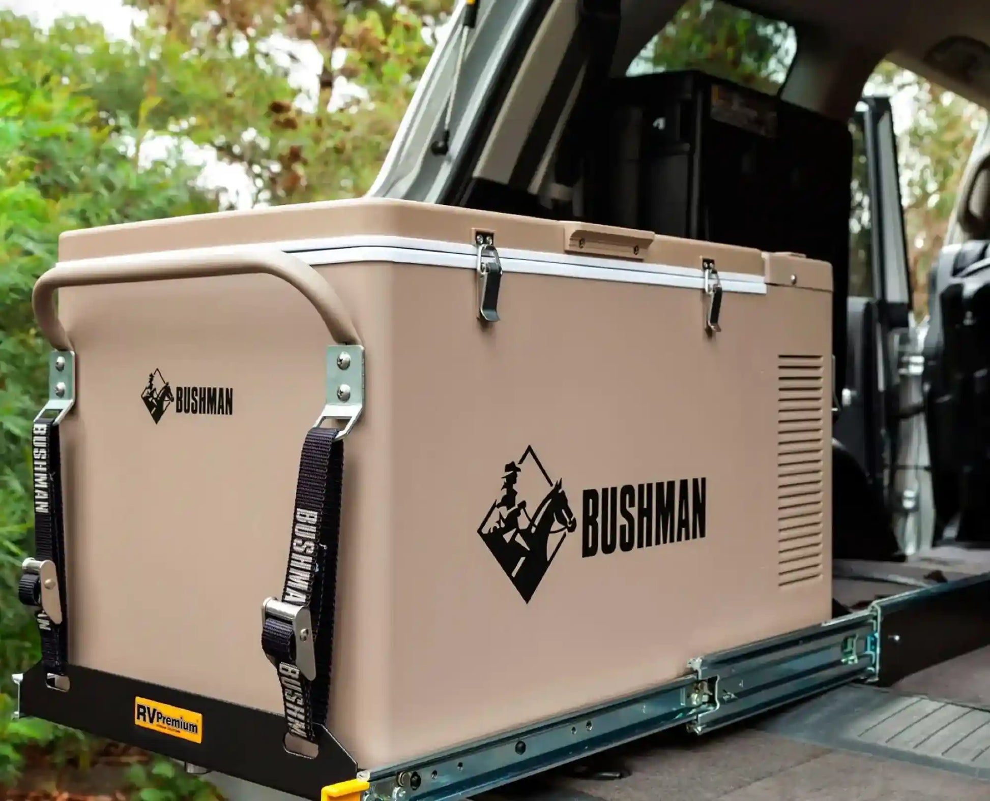 Bushman Original SC35 portable fridge freezer accessory view
