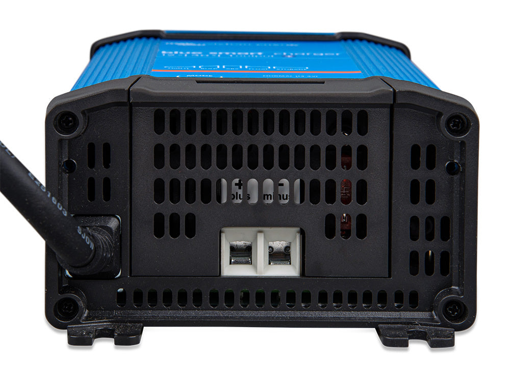 Victron Blue Smart IP22 12/30(1) product view