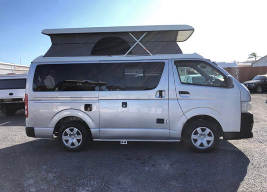 Toyota Hiace - Poptop Campervan 2012 Automatic